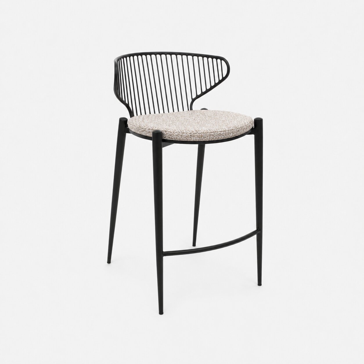 Mia Ban Vue 4